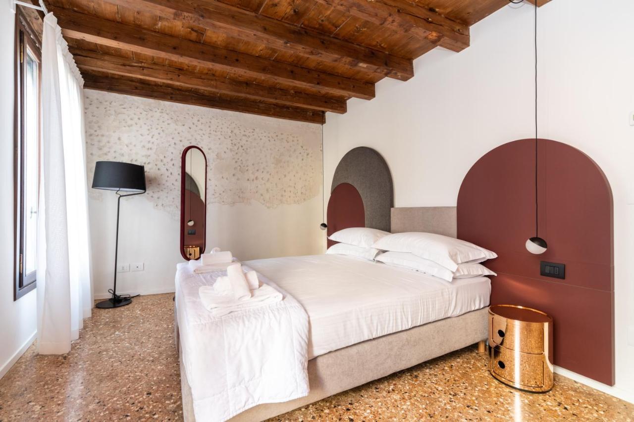 Palazzo Miracoli Apartments Venesia Bagian luar foto