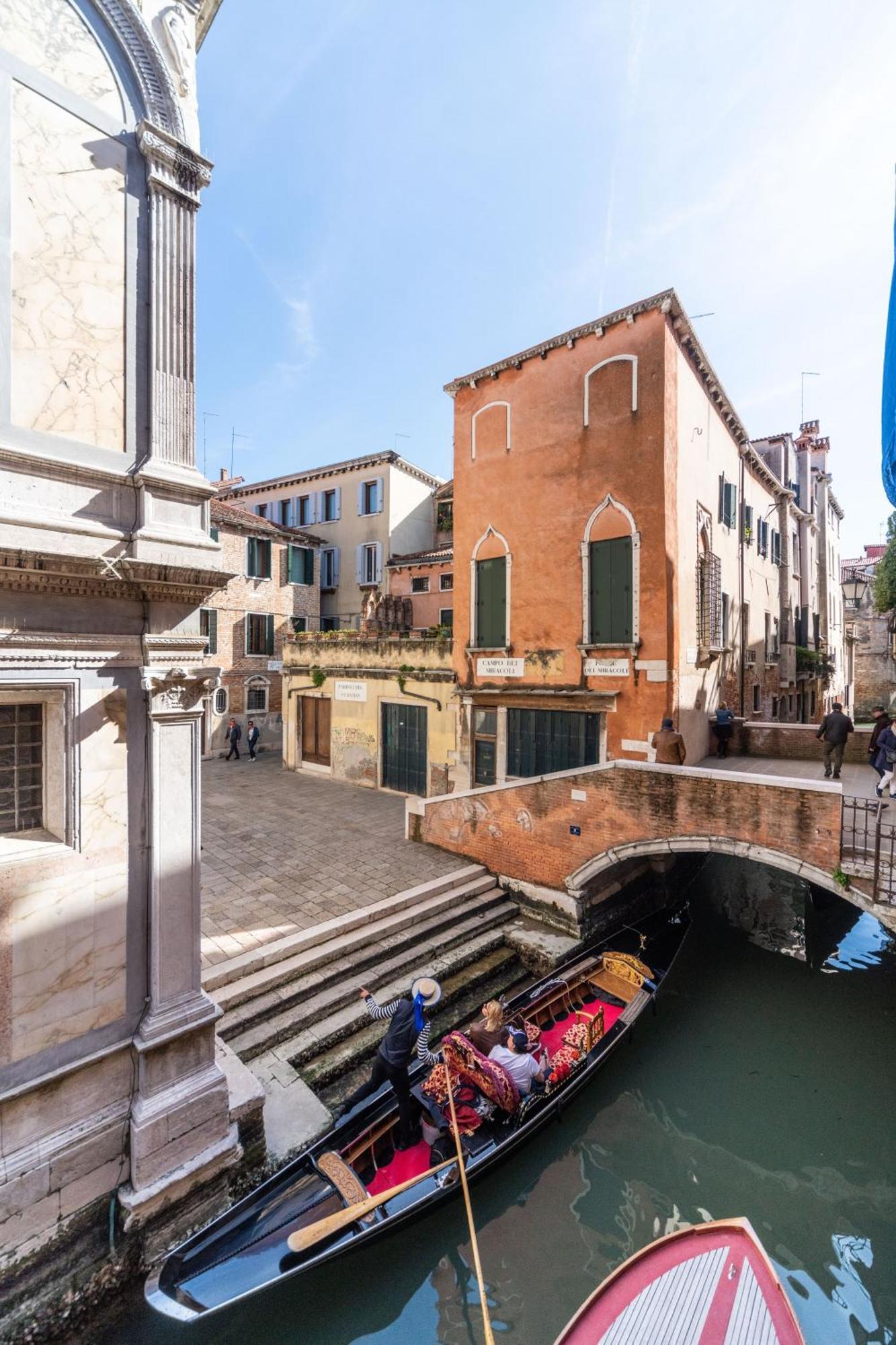 Palazzo Miracoli Apartments Venesia Bagian luar foto